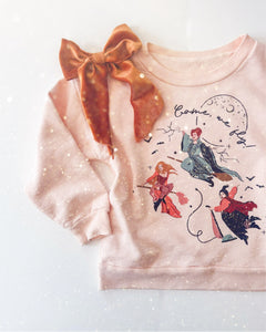 COME, WE FLY • kids pullover (peachy pumpkin)