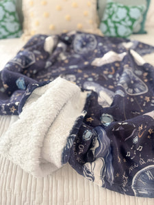 MIDNIGHTS • sherpa blanket