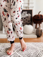 Load image into Gallery viewer, PUT A SPELL ON YOU • women&#39;s jogger style pjs