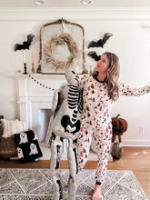 Load image into Gallery viewer, PUT A SPELL ON YOU • women&#39;s jogger style pjs