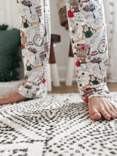 Load image into Gallery viewer, BUDDY the ELF • men&#39;s pajama bottoms (unisex fit)