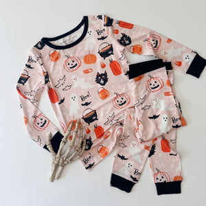HALLOWEEN NIGHT • sherpa throw blanket