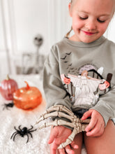 Load image into Gallery viewer, GHOSTLY SCENE • pullover (women + kids)