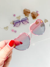 Load image into Gallery viewer, GLITTER HEARTS • kids sunnies