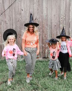 Vintage Halloween Friends • women's pullover (pink)