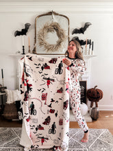 Load image into Gallery viewer, AMUCK, AMUCK, AMUCK • sherpa throw blanket