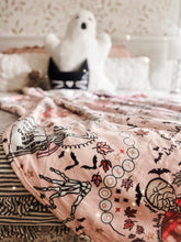 Load image into Gallery viewer, TAYLOWEEN • sherpa blanket