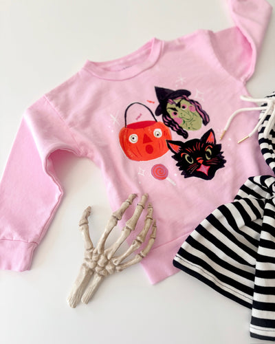 Vintage Halloween Friends • kids pullover (lilac)