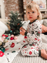 Load image into Gallery viewer, GRINCHMAS • SHERPA BLANKET