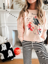 Load image into Gallery viewer, COME, WE FLY • women&#39;s pullover (peachy pumpkin)