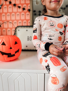 HALLOWEEN NIGHT • sherpa throw blanket