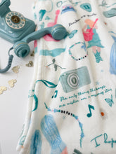 Load image into Gallery viewer, DEBUT • sherpa throw blanket