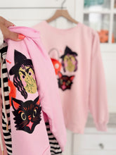 Load image into Gallery viewer, Vintage Halloween Friends • women&#39;s pullover (pink)