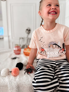 GHOSTLY SCENE • tee (women + kids)