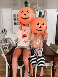 SWEET N SPOOKY Cupcakes• women + kids tee (peach)