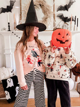 Load image into Gallery viewer, COME, WE FLY • women&#39;s pullover (peachy pumpkin)