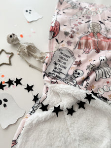 TAYLOWEEN • sherpa blanket