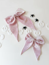 Load image into Gallery viewer, FALL VELVET BOWS • (large or small)