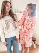 Load image into Gallery viewer, LOVE STORY • pullover (women + kids) CREAM