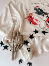 Load image into Gallery viewer, COME, WE FLY • women&#39;s pullover (Hallo-cream) restock coming