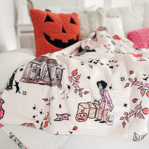 HOCUS POCUS • sherpa throw blanket