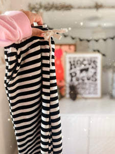 BEETLEJUICE • kids ankle pants