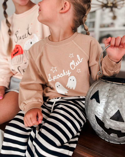 THE SPOOKY CLUB • kids raglan pullover (caramel apple)