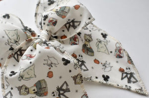 NIGHTMARE BEFORE CHRISTMAS • bow