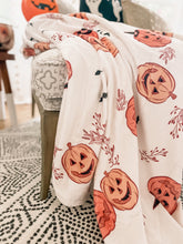 Load image into Gallery viewer, WHIMSY JACK O&#39; LANTERN • throw blanket